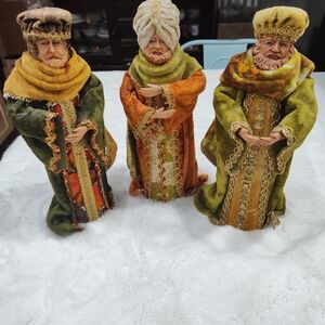 Elegant Holiday Wise Men Ornament Set
